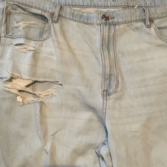 American Eagle sz 24 short “Skater” style distressed wide leg denim NWT - Picture 3 of 6